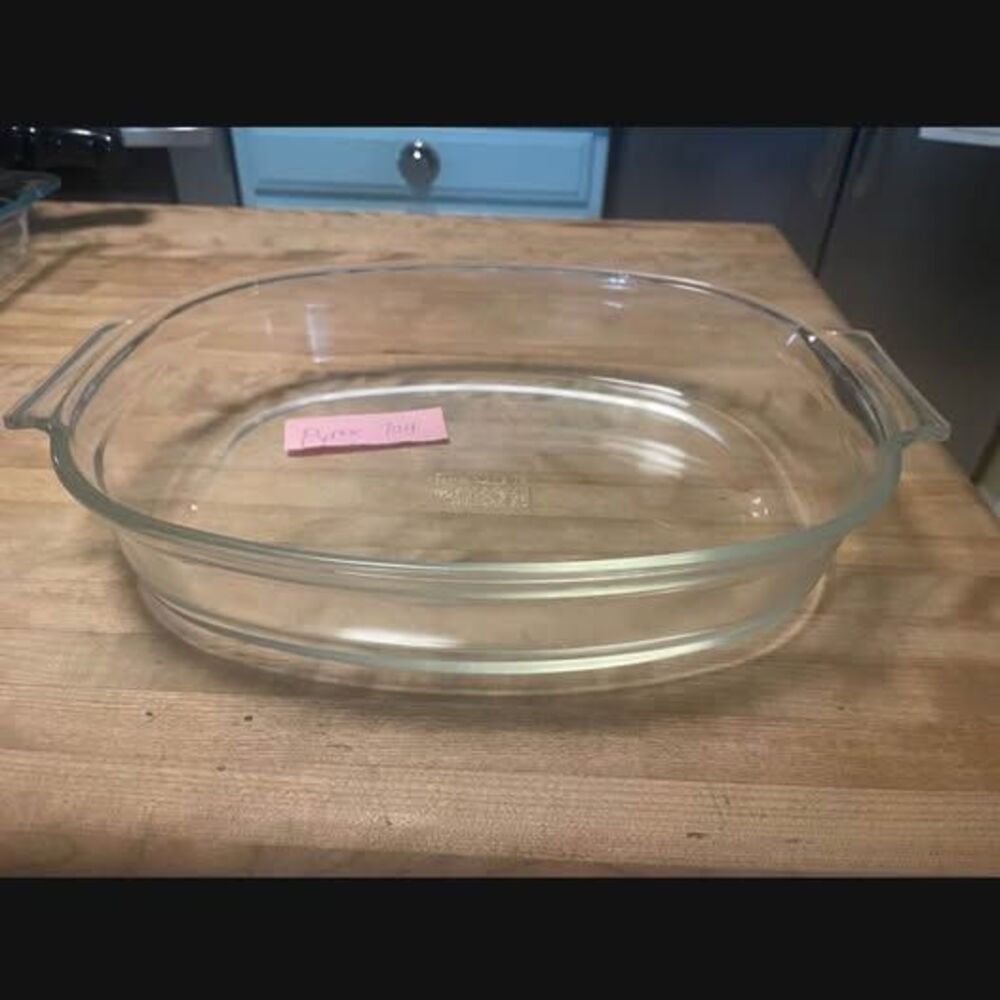 Pyrex 704 Clear Glass Oval Baking Dish